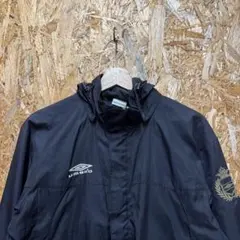 く*堂様 Umbro ブラック ナイロンジャケット フード付き