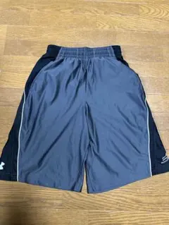 アンダーアーマー　ハーフパンツ　メッシュ カリーモデル