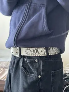 ホワイト ベルト