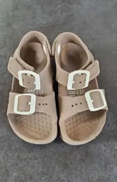 マジックテープ サンダル