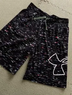 アンダーアーマー ハーフパンツ　YLG 150