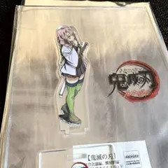 鬼滅の刃　甘露寺蜜璃　アクリルスタンド