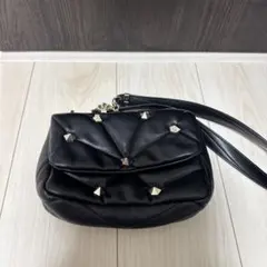 ZARA キルティングスタッズ付きショルダーバッグ ブラック