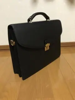 ✨美品✨LE TANNEUR ルタヌア ビジネスバッグ 本革レザー 2way - メルカリ