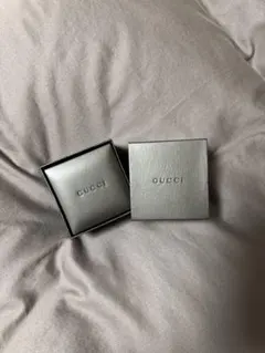 GUCCI シルバー ギフトボックス 小型