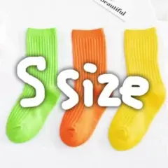 新品✨靴下 韓国 派手 ネオンカラー ビタミンカラー