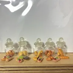 Item thumbnail for item 4bc1d0c1-cdc8-4977-832a-8282aaf80903