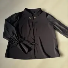 リップサービス 黒ブラウス LIP SERVICE