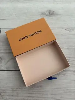 LOUIS VUITTON ギフトボックス　２つセット