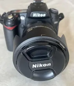 Nikon D90 AF-S NIKKOR 18-200mm 本体レンズセットのサムネイル