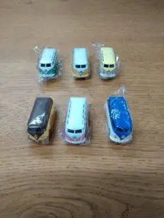 モロゾフミニカーバス６台