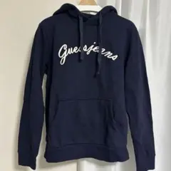 GUESS ネイビー フード付きパーカー Lサイズのサムネイル