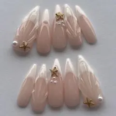 色変更ok❤︎ /フレンチ　夏ネイル　海ネイルのサムネイル