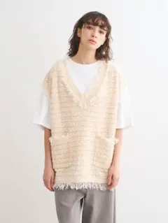 three dots tweedy stitch vestのサムネイル