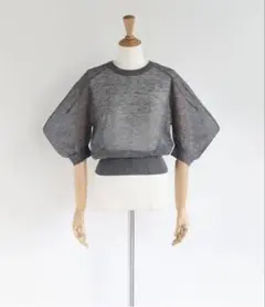 ➷SALE-GIRLISH新品St.ceciliaクッションペプラム タグ付き - メルカリ