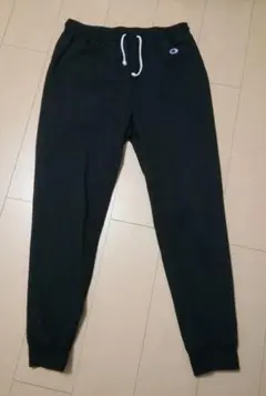 Champion ブラックジョガーパンツ