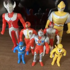 戦隊ヒーロー　ウルトラマン　ソフビ　　　色々7体