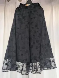 mysty woman フレアスカート ブラック 花柄のサムネイル