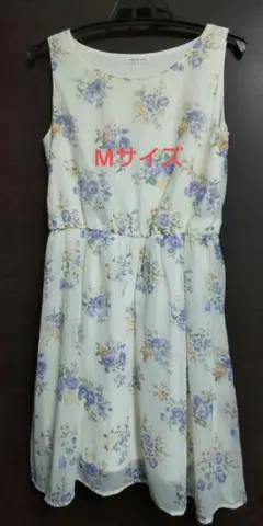 花柄ノースリーブワンピース　ハニーズ　GRACIER