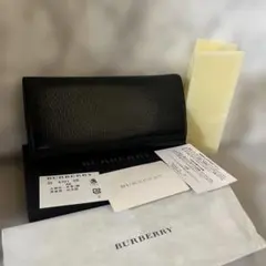 お値下げ中　箱付　Burberry バーバリー 長財布 黒 レザー　ノバチェックのサムネイル