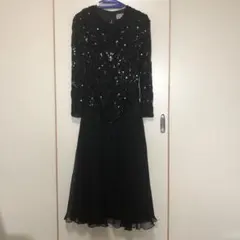 スパンコール調　パーティードレス
