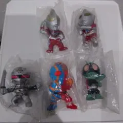 「東映ヒーローシリーズ」キーチェーン３個セット（非売品・新品・１９９９年） 東映ヒーローシリーズ・キーチェーン3個セット（非売品・新品