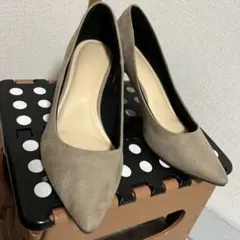 ベージュ ポインテッドトゥ ハイヒール　24.5 大人色　パンプス