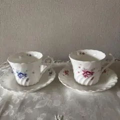 ナルミボーンチャイナ　ペアカップ