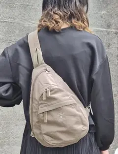 anello】ボディバック グレーベージュ