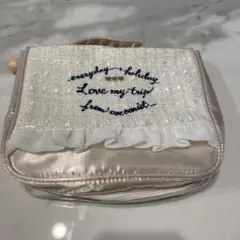 トラベルポーチ