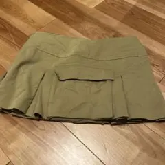 Zara プリーツボックススカート カーキ