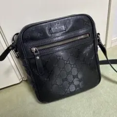 Gucci ブラック ショルダーバッグ