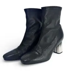 美品✨STACCATO ショートブーツ 黒 レザー　23㎝ スクエアトゥのサムネイル