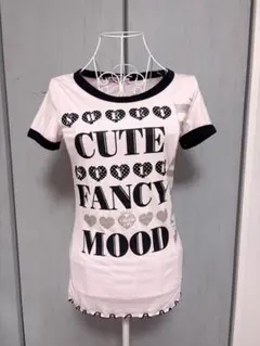 TRALALA 英字柄ピンク色Tシャツのサムネイル