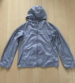 美品 UNIQLO ポケッタブルパーカ グレー Sサイズ ユニクロのサムネイル