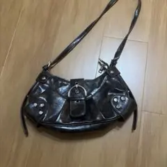 ブラウンショルダーバッグ スタッズ付き