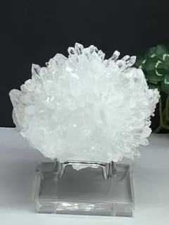 クラスター 置物