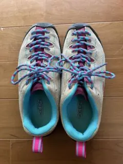 KEENジャスパー スニーカー ベージュ 24.5㎝ レアカラー - メルカリ