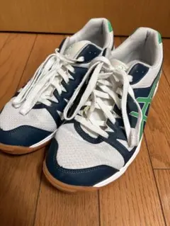 k*i様 asics 体育館シューズ　26センチ