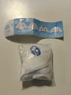 シナモロール ふわふわぬいぐるみポーチ うるきゅん