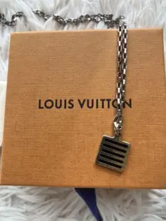 Item thumbnail for item 93c16422-8606-4097-95aa-d690725febe7