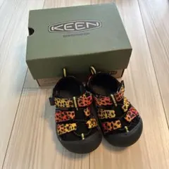 KEEN レオパード柄 サンダル　13.5cmのサムネイル