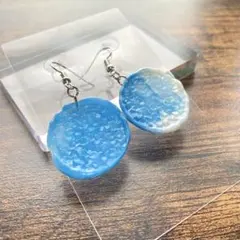 ピアス ハンドメイド 花 水色 揺れる 軽い 大きめ 夏 涼しい シルバー