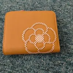 CLATHAS 花刺繍 三つ折り財布 マスタードのサムネイル