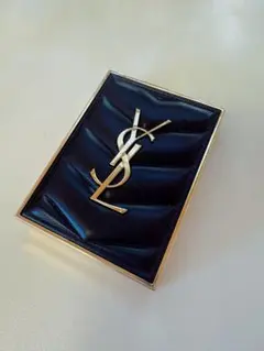YSL クチュール ミニ クラッチ 100 アイシャドウのサムネイル