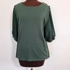 ダークグリーン 五分袖 Tシャツ