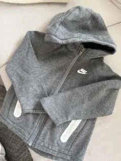 売り切りたいので最終値下げです【美品】Nikeセットアップ2歳サイズ