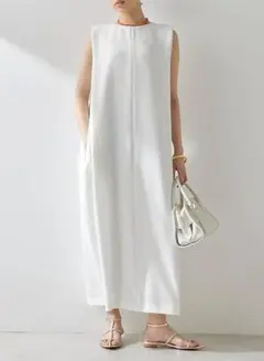 美品 24春夏 Whim Gazette ニジュウオリワンピース Free 白