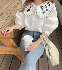 apres jour アプレジュール 刺繍襟フリルブラウス ホワイト