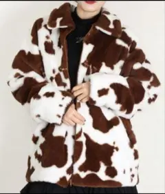 2025年最新】牛柄 ファーコートの人気アイテム - メルカリ